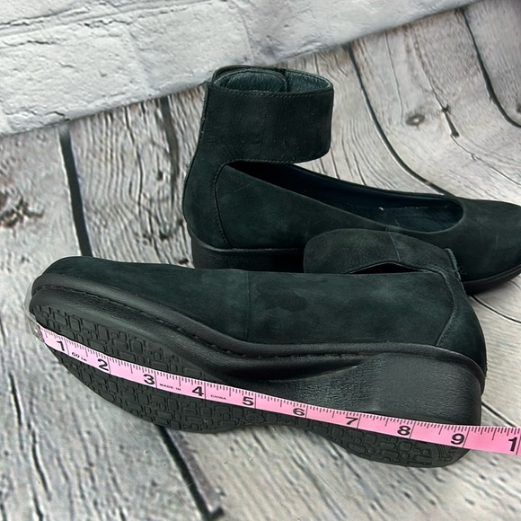 DANSKO LULU Black Suede Ankle Strap Mary Jane Flats - Picture 9 of 17